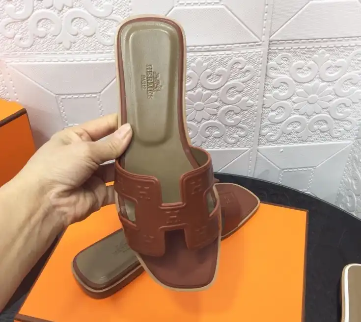 hype Hermes Slippers