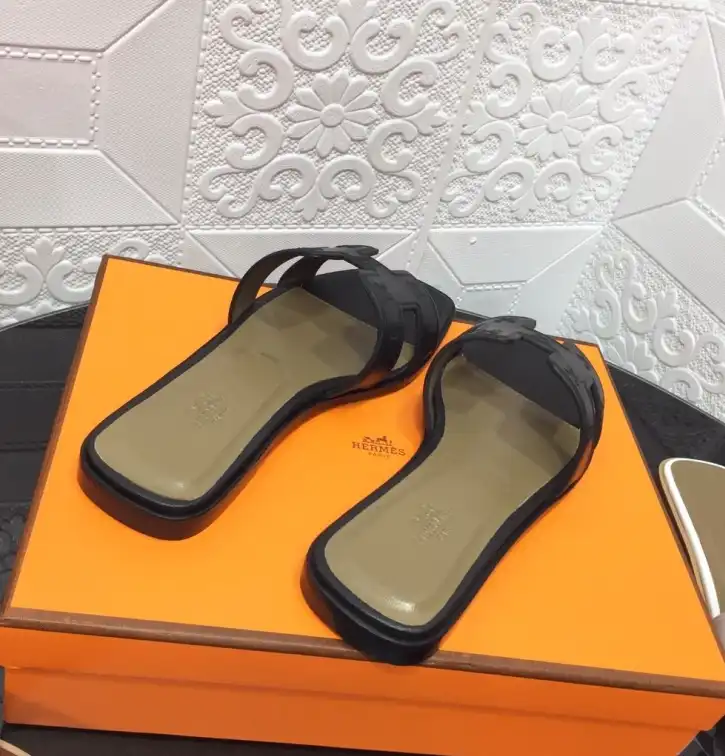 hype Hermes Slippers