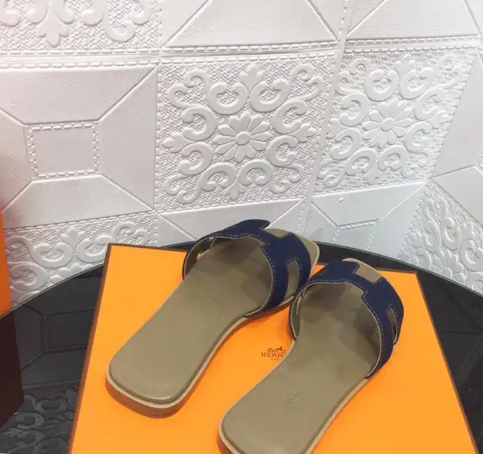 hype Hermes Slippers