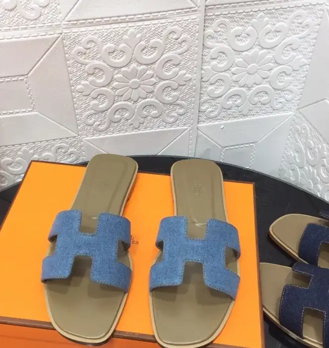 hype Hermes Slippers