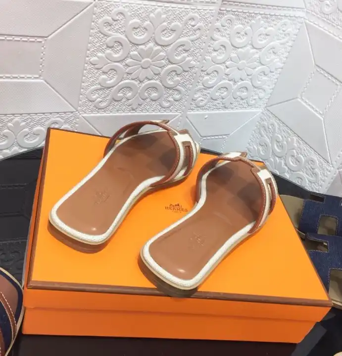 hype Hermes Slippers