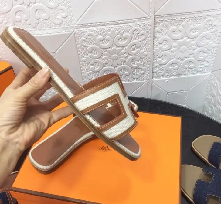 hype Hermes Slippers