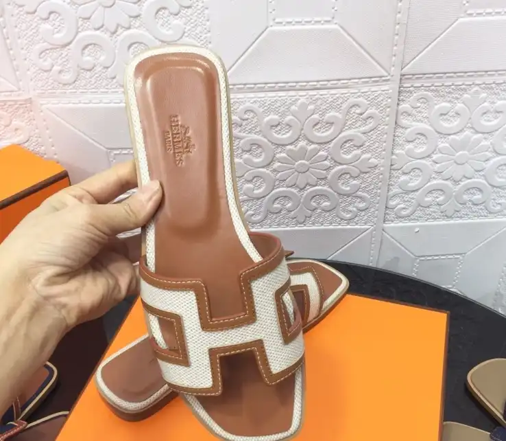 hype Hermes Slippers