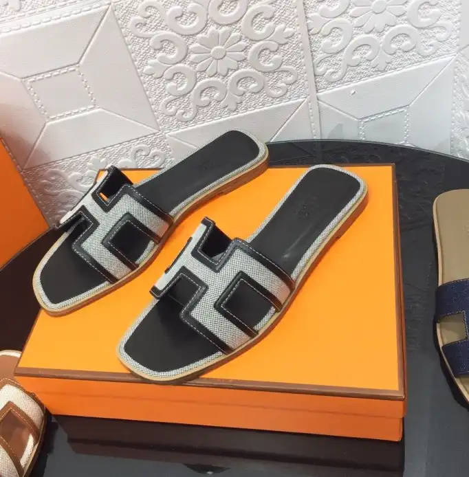 hype Hermes Slippers