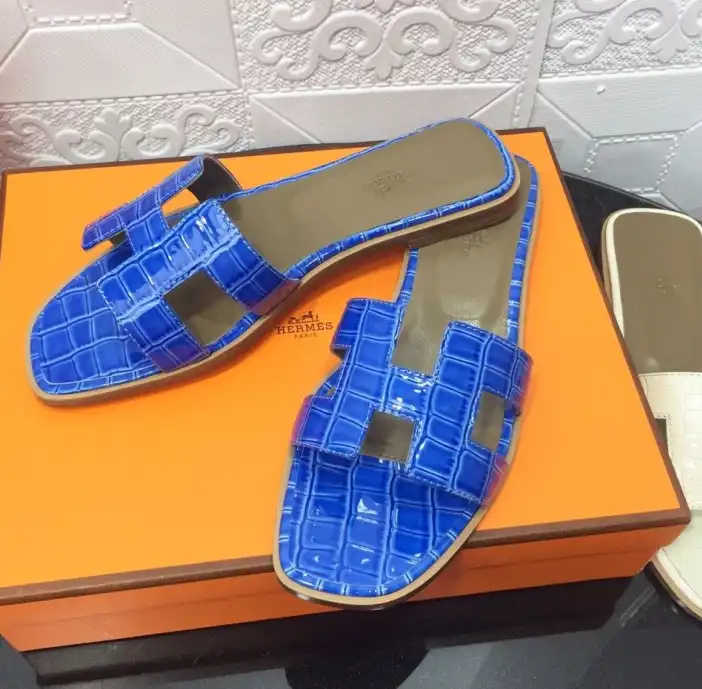 hype Hermes Slippers