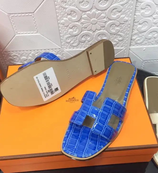 hype Hermes Slippers