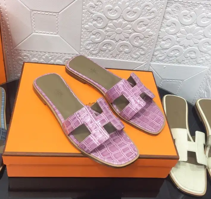 hype Hermes Slippers