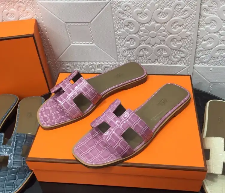 hype Hermes Slippers