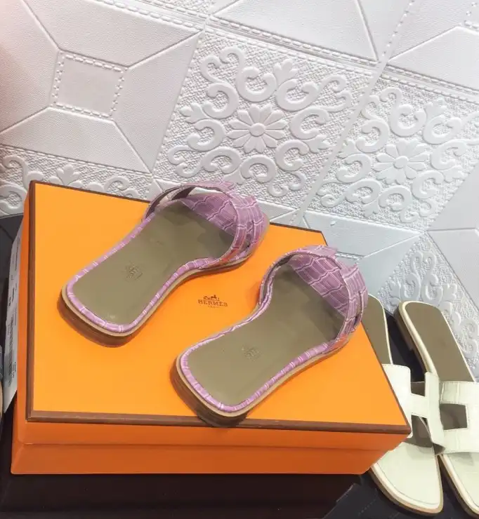 hype Hermes Slippers