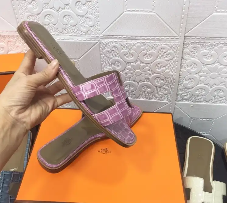 hype Hermes Slippers