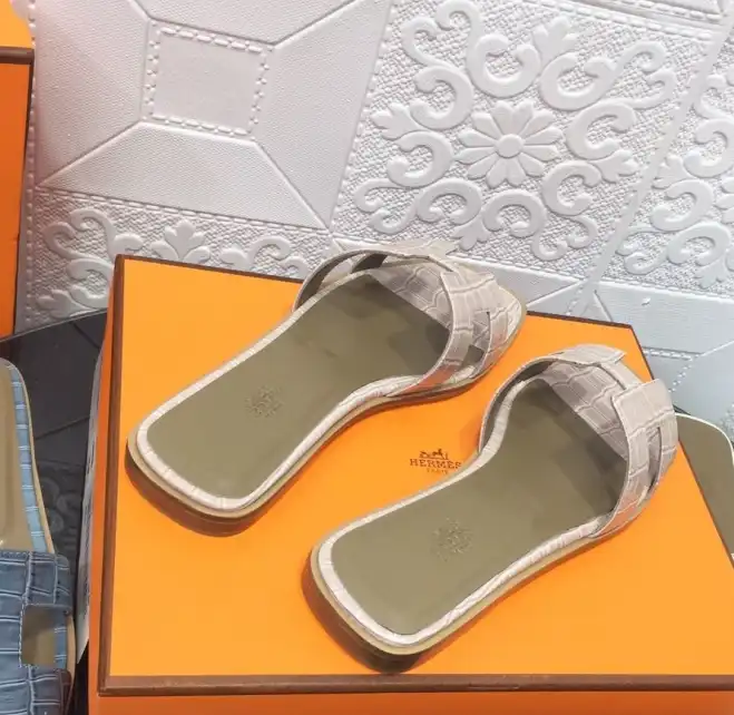 hype Hermes Slippers