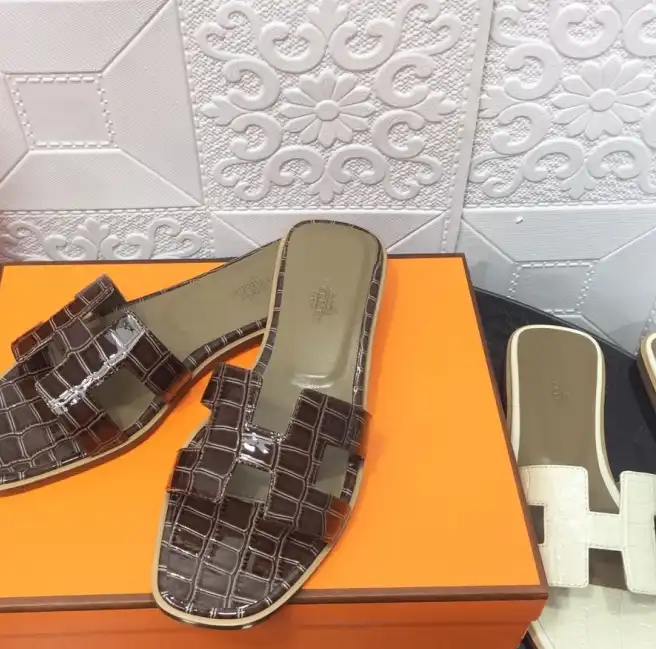 hype Hermes Slippers