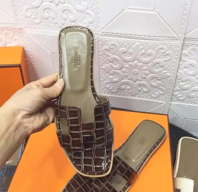 hype Hermes Slippers