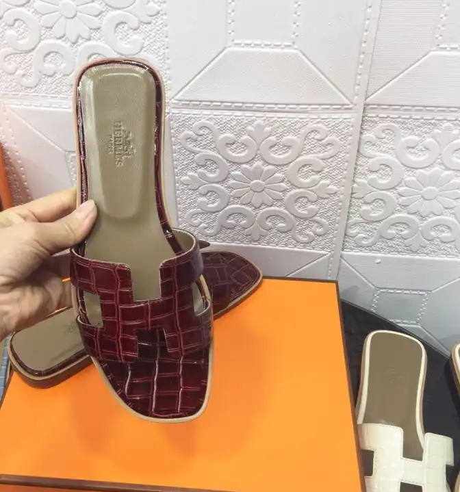 hype Hermes Slippers