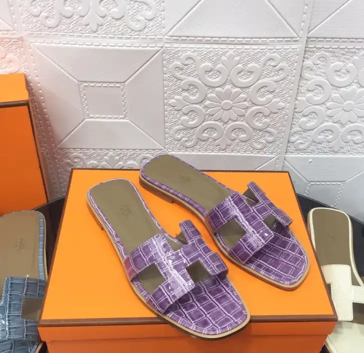 hype Hermes Slippers