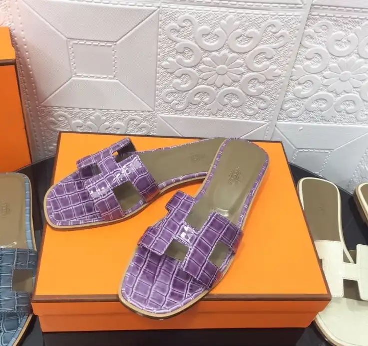 hype Hermes Slippers