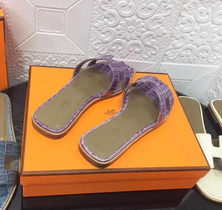 hype Hermes Slippers