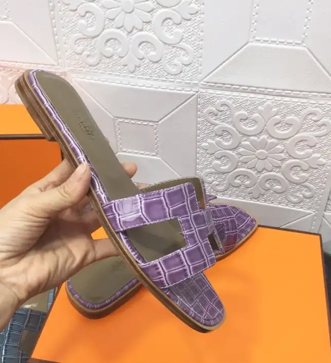 hype Hermes Slippers