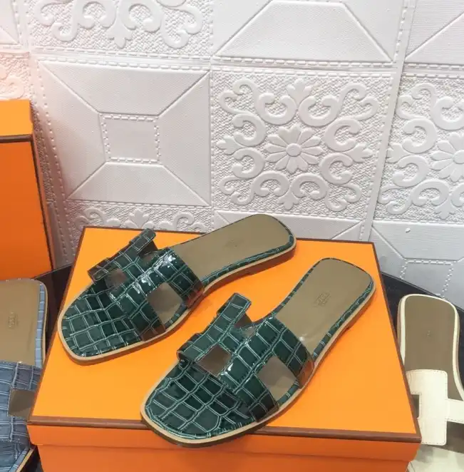 hype Hermes Slippers