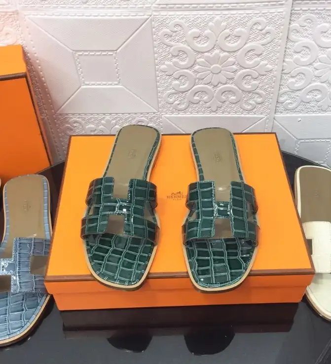 hype Hermes Slippers