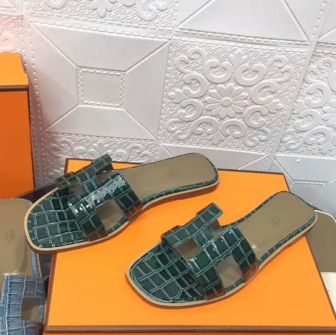 hype Hermes Slippers