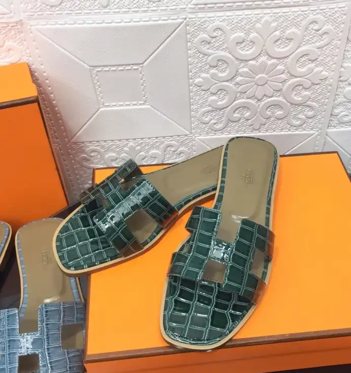 hype Hermes Slippers