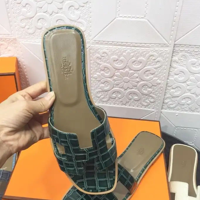 hype Hermes Slippers