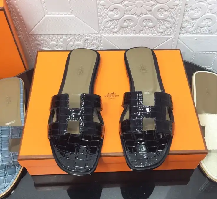 hype Hermes Slippers