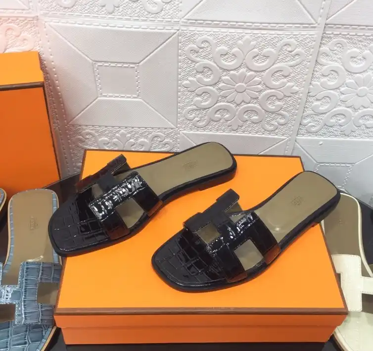 hype Hermes Slippers