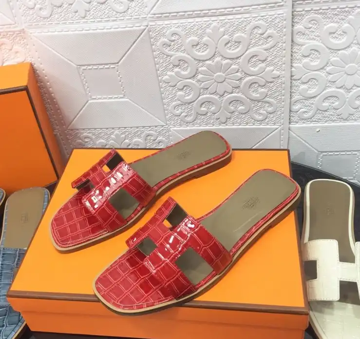 hype Hermes Slippers