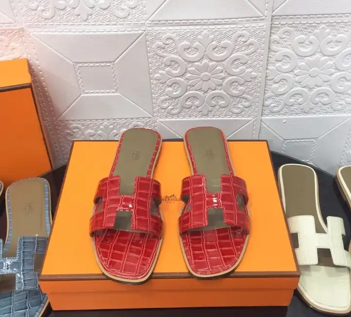 hype Hermes Slippers