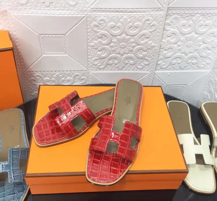 hype Hermes Slippers