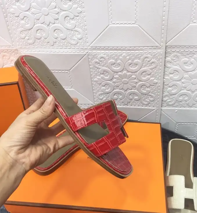 hype Hermes Slippers