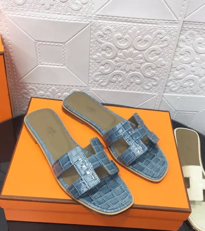 hype Hermes Slippers