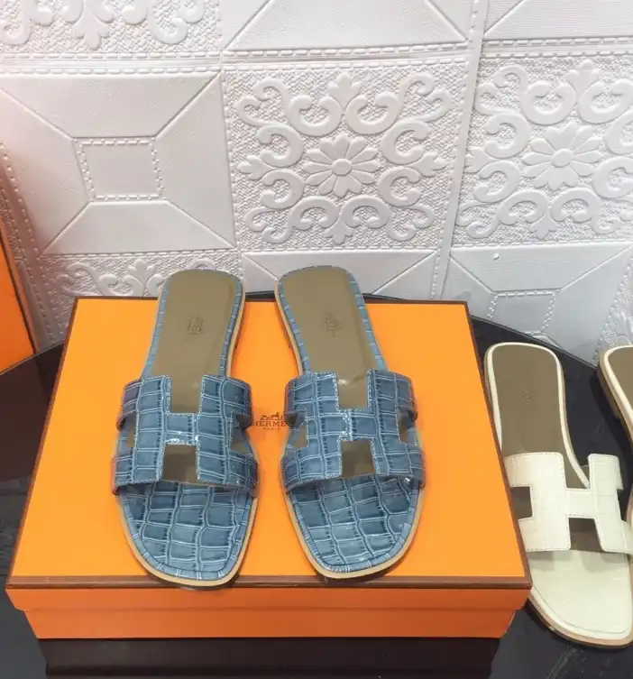 hype Hermes Slippers