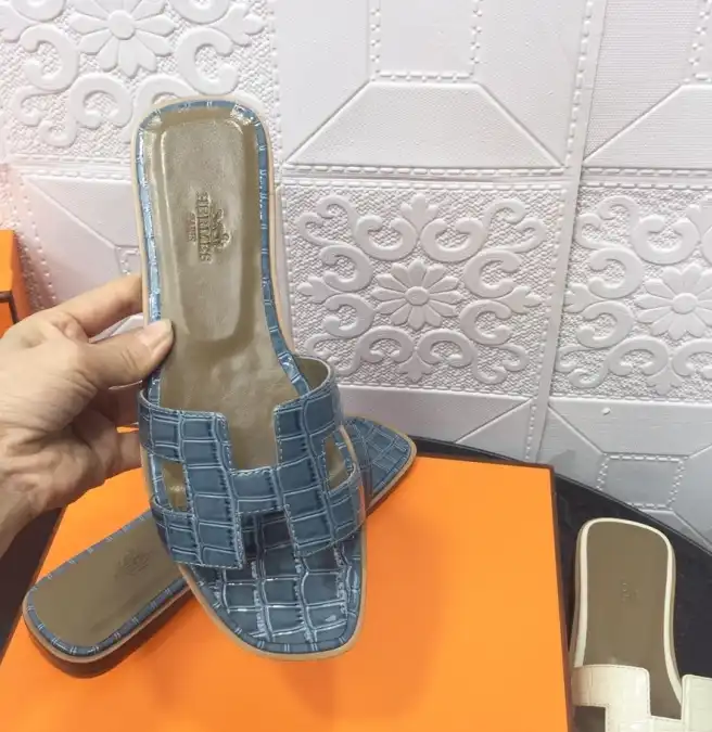 hype Hermes Slippers