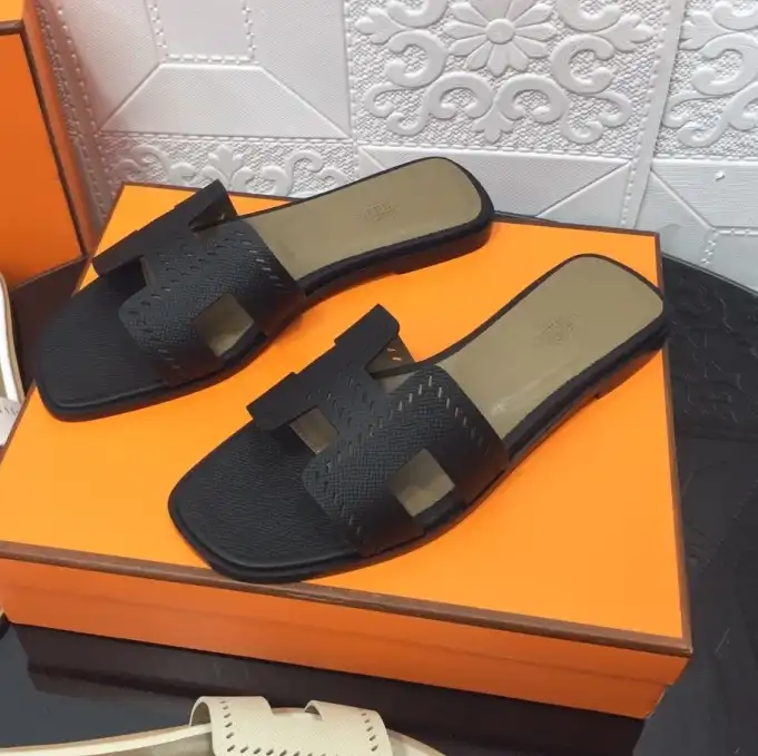 hype Hermes Slippers