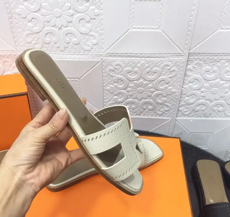 hype Hermes Slippers