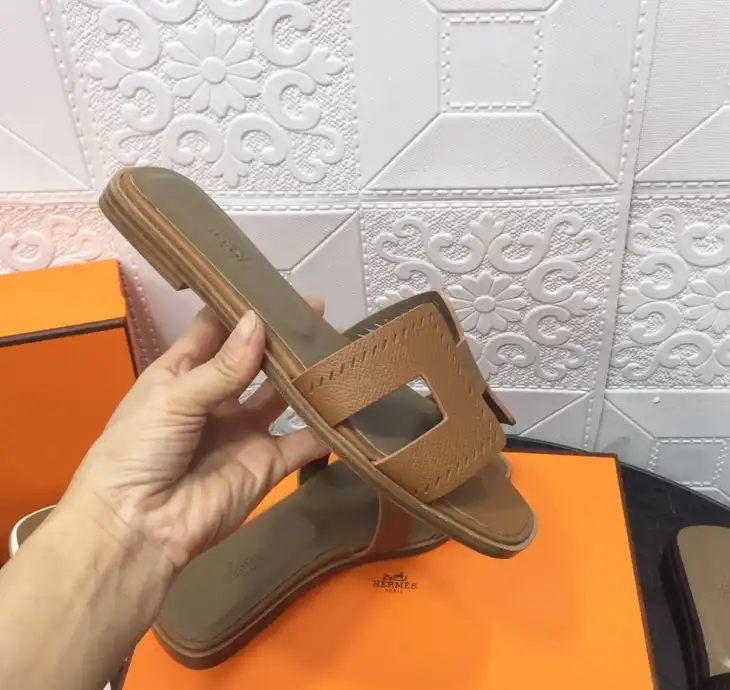 hype Hermes Slippers