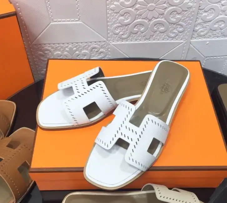 hype Hermes Slippers