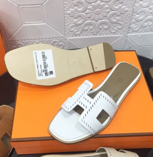 hype Hermes Slippers