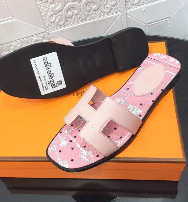 hype Hermes Slippers