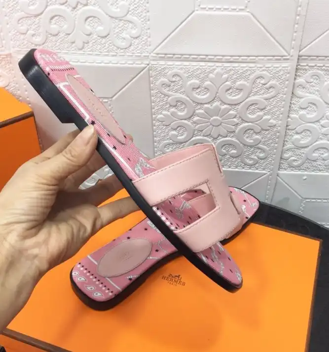 hype Hermes Slippers