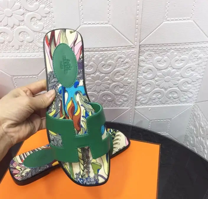 hype Hermes Slippers