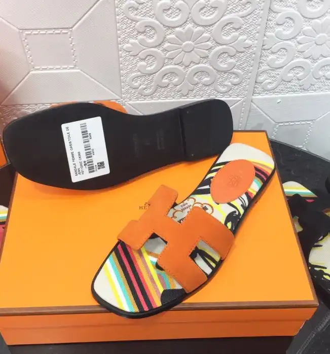 hype Hermes Slippers