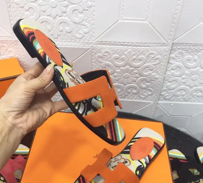 hype Hermes Slippers