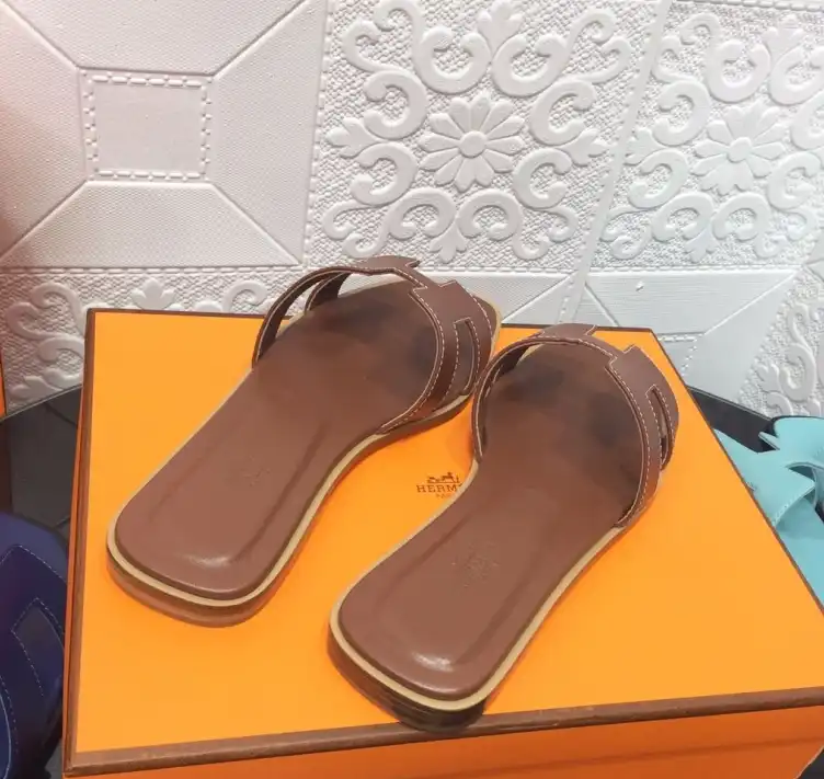 hype Hermes Slippers