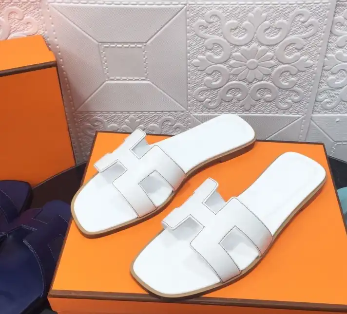 hype Hermes Slippers