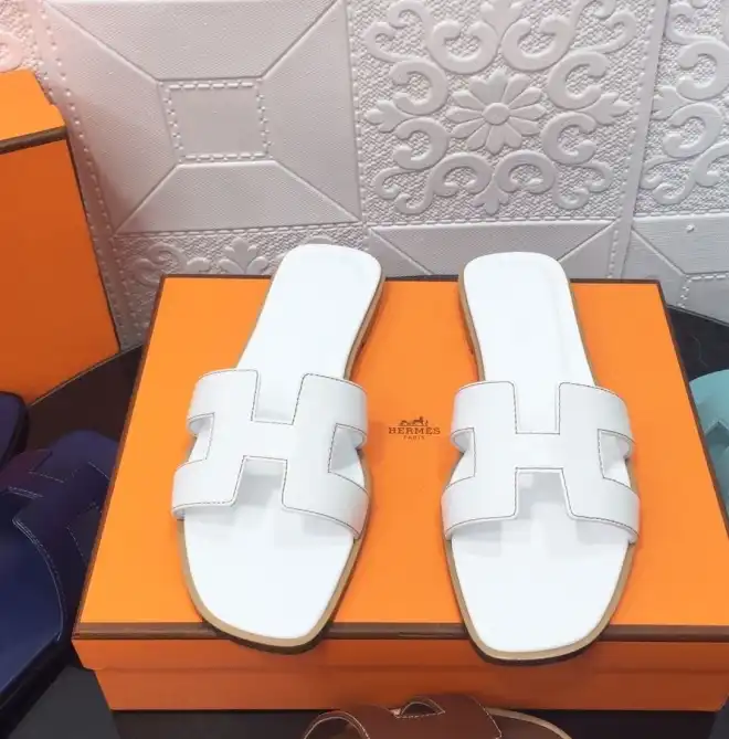 hype Hermes Slippers