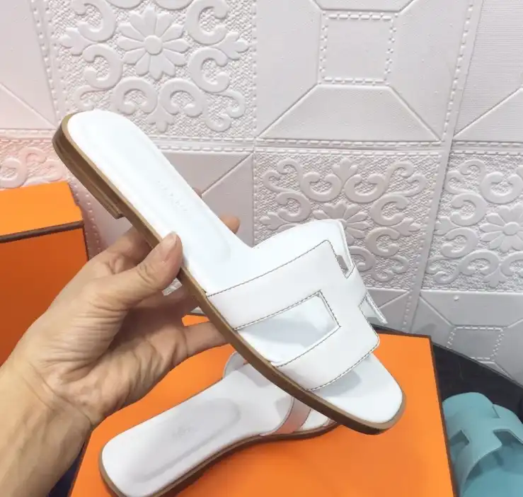 hype Hermes Slippers